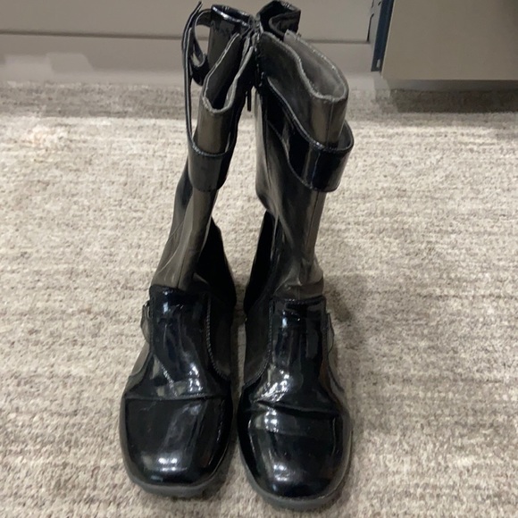 Kenneth Cole Reaction Girls Boots sz 4 - Picture 1 of 6